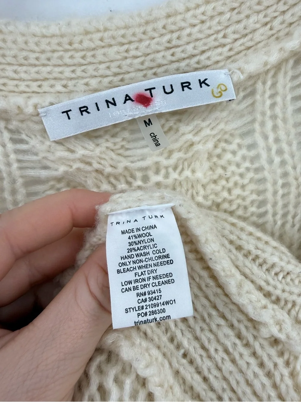 Trina Turk Cable Knit V-Neck Wool Blend Tunic Sweater Vest | Cream | Medium